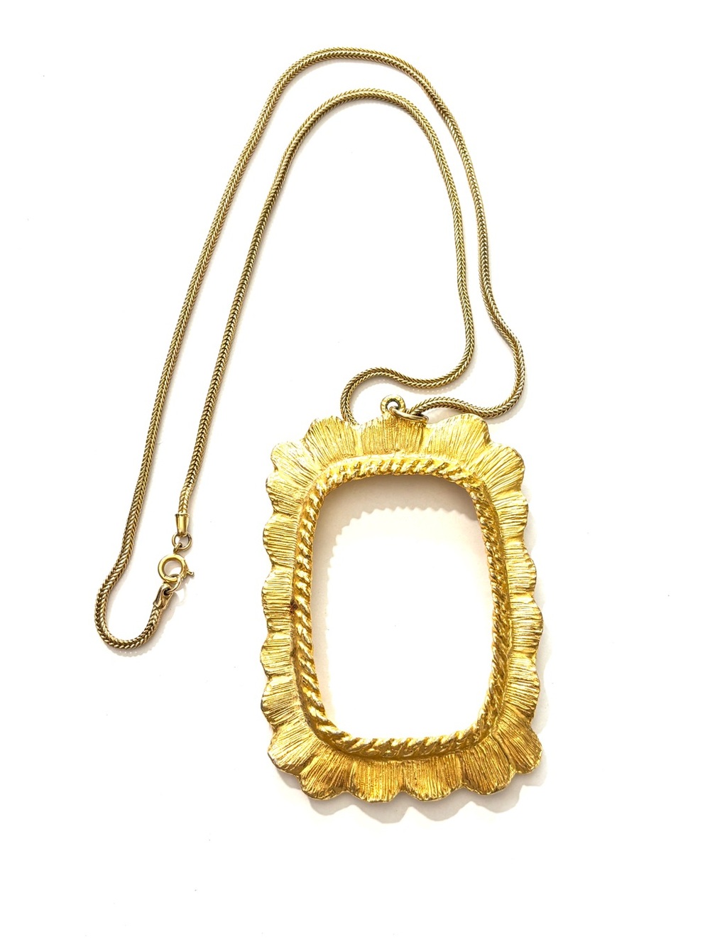 Vintage 1970s Gold Tone Large Chunky Frame Pendant Necklace Statement